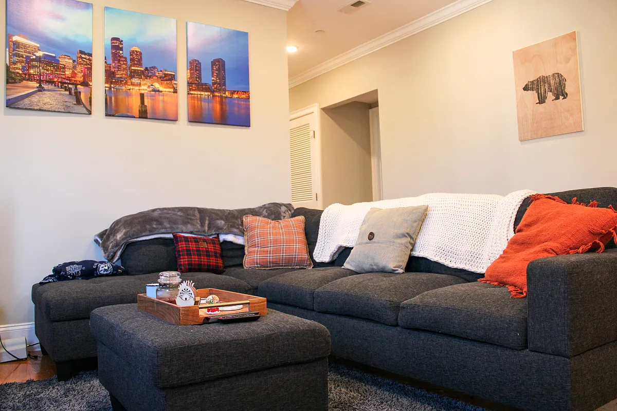 Building Photo - 118 Highland Ave #2L