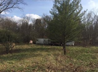 191 Bud Chatten Rd, Leon, WV 25123