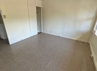 2904 Varsity Cir APT 3, Honolulu, HI 96826