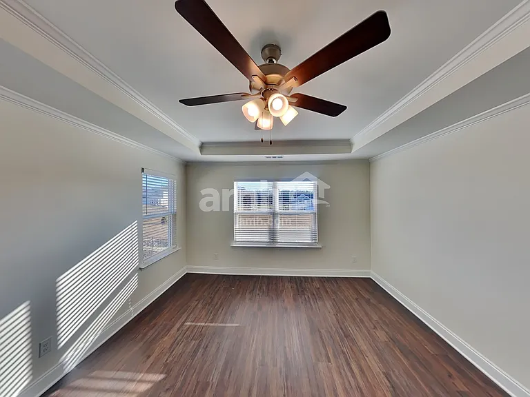 2023 Williamshire Ln — Photo 9