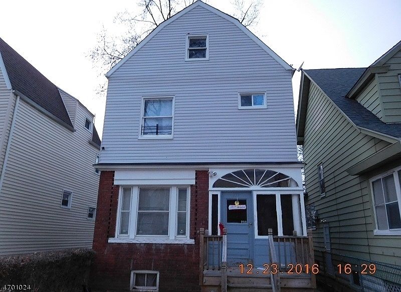1st image of 237 N Park St