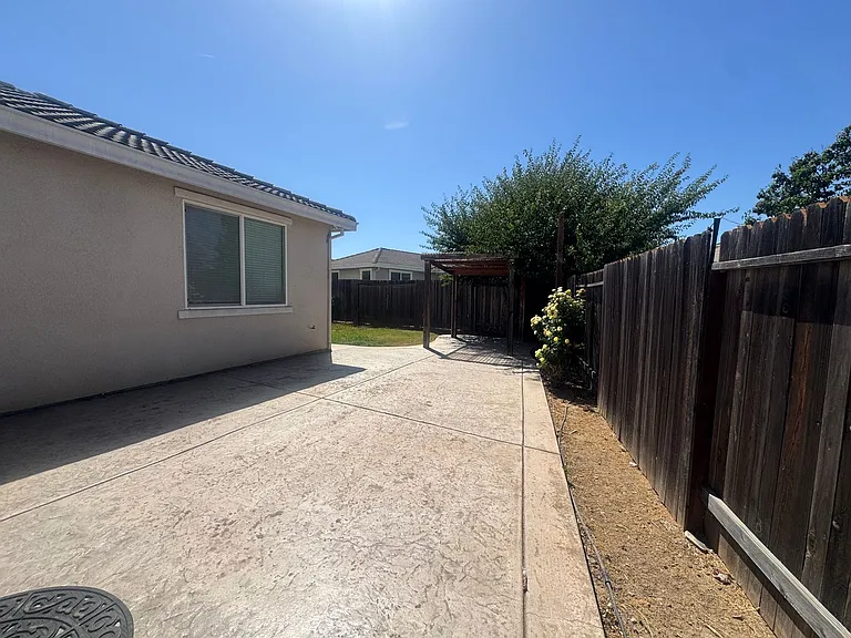 10140 Van Brocklin Way — Photo 5