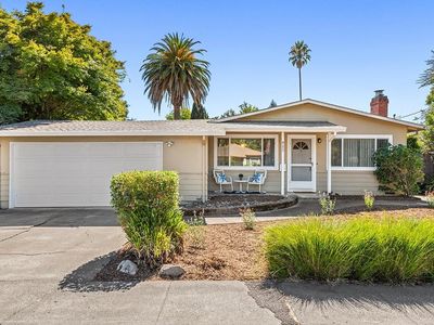 927 Wyoming Drive, Santa Rosa, CA, 95405