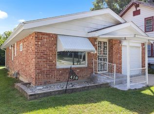 410 Foster Ave, Rockford, IL 61102