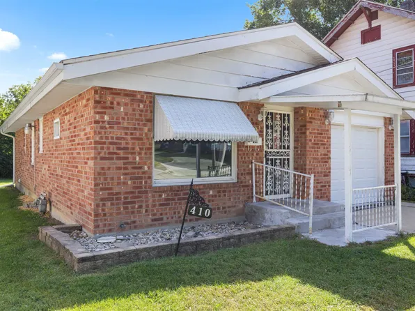 410 Foster Ave, Rockford, IL 61102