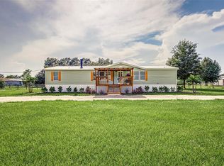 3905 Sparky Ln, Plant City, FL 33565