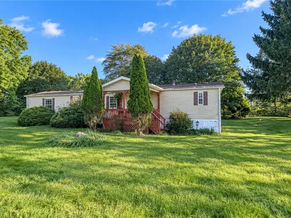 202 10th St, New Florence, PA 15944