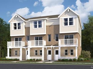 20653 Harper Ave #58, Harper Woods, MI 48225