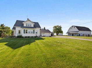 1111 County Road 2100 E, Roanoke, IL 61561