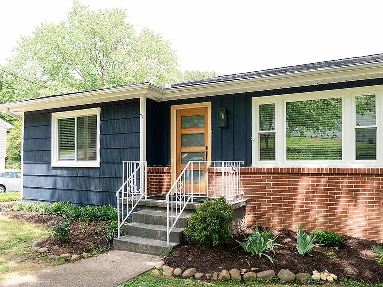 3351 Black Oak Cir — Photo 2
