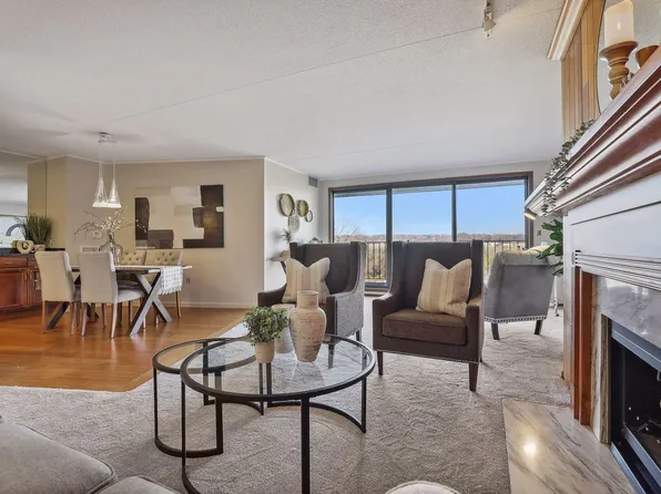 1101 Sibley Memorial Hwy APT 311, Mendota Heights, MN 55118