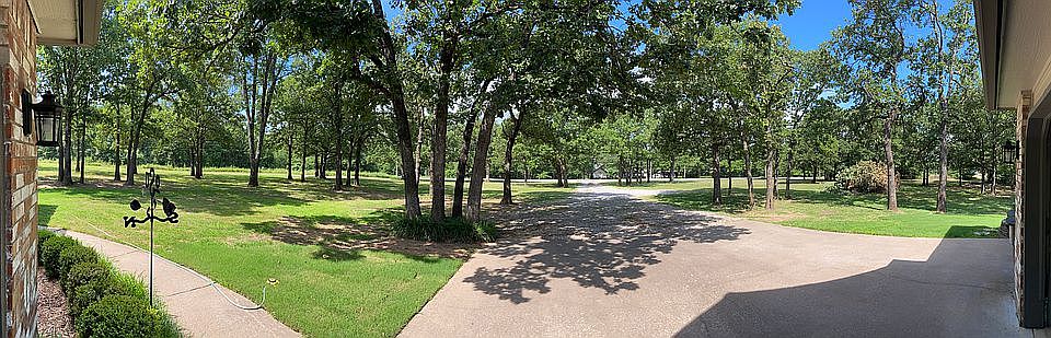 Front Yard 2.5 acres 