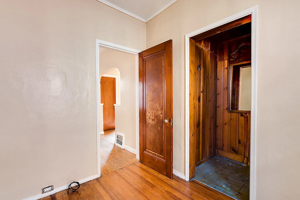 3 bed, 1152 sqft, $1,200 — Photo 2
