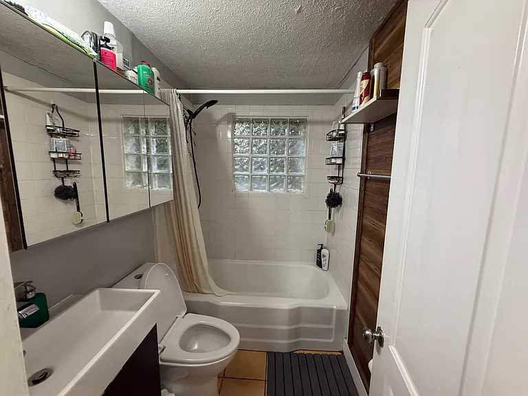 1147 United Ave SE #C — Photo 9