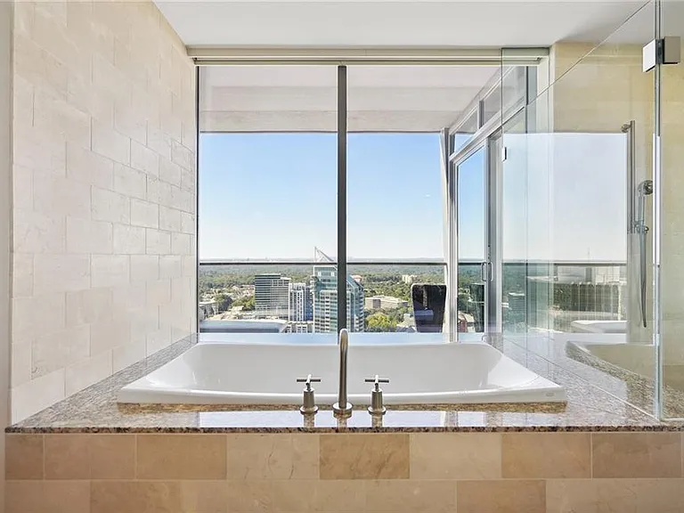 3344 Peachtree Rd NE #3202 — Photo 29