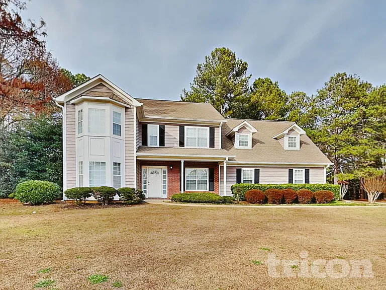 235 Red Maple Dr — Photo 2