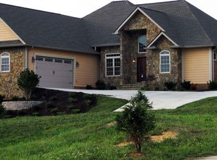 215 Dublin Rd, Johnson City, TN 37615