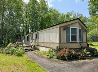 1353 Long Ridge Rd, Burlington, ME 04417