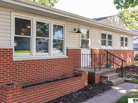 4th image of 1537 N 11th St