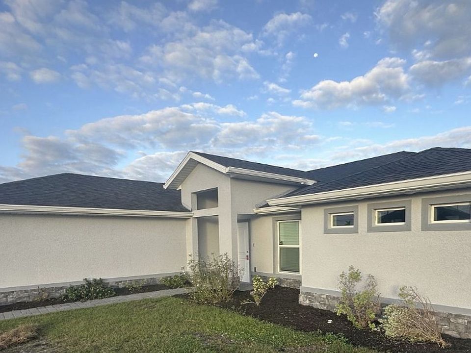 1st image of 3730 NE 15th Pl