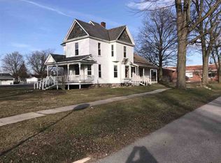 227 S Main St, Topeka, IN 46571