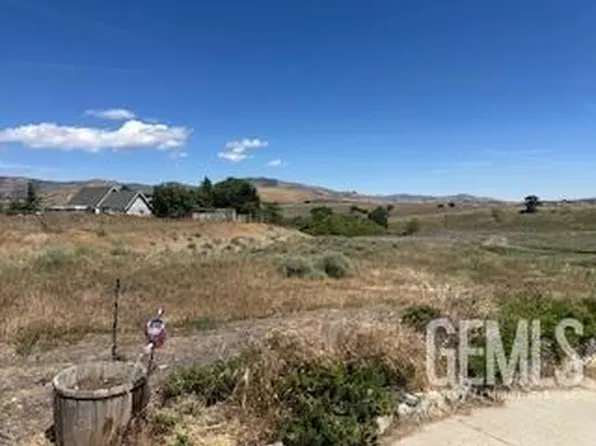 22000 Lilac St, Tehachapi, CA 93561