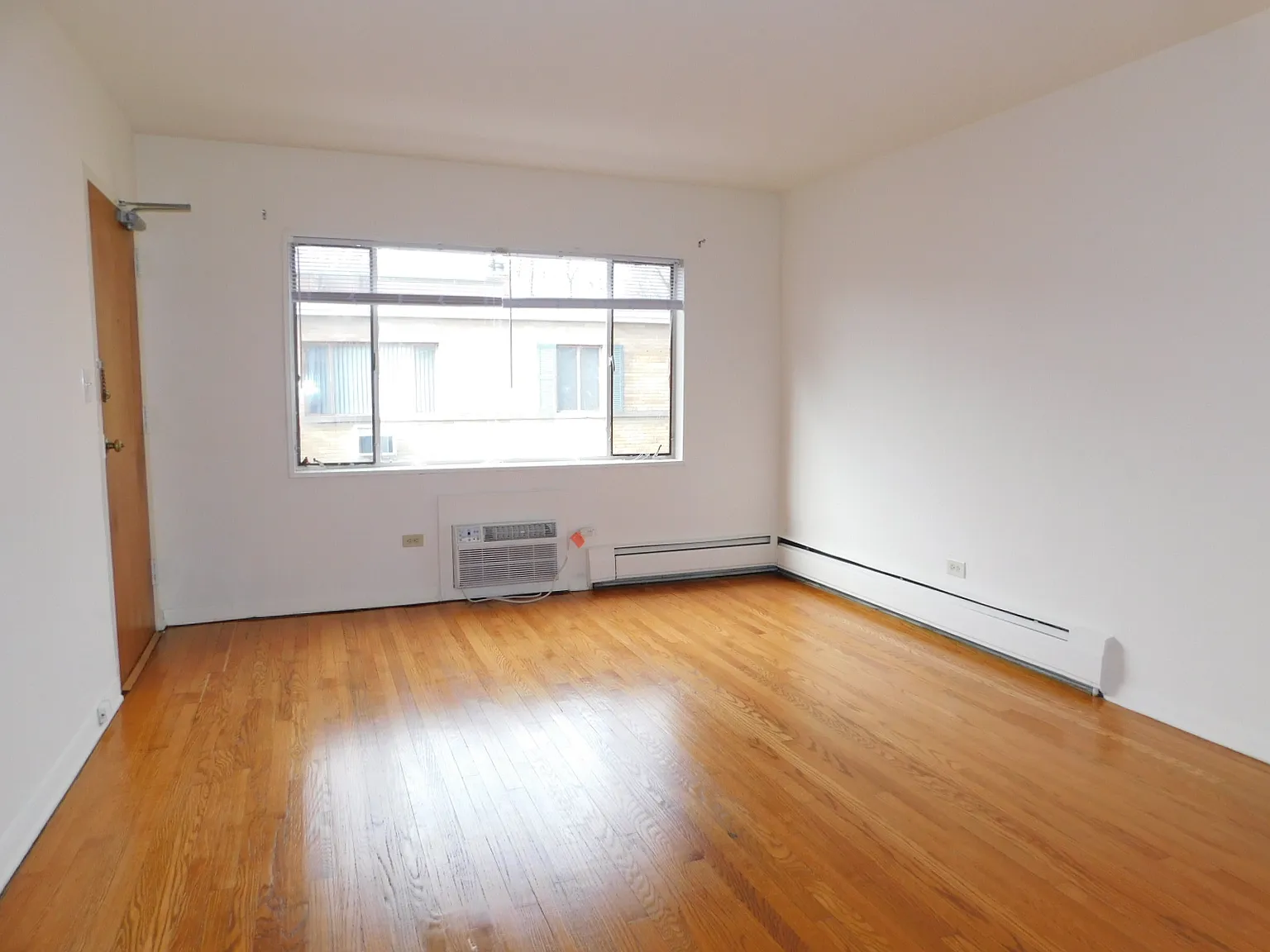 2306 Central — Photo 3