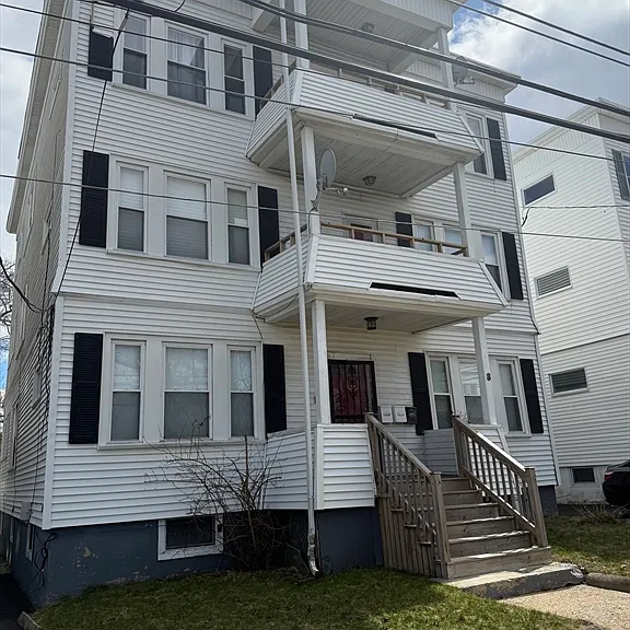 8 Astoria St #2 — Photo 1
