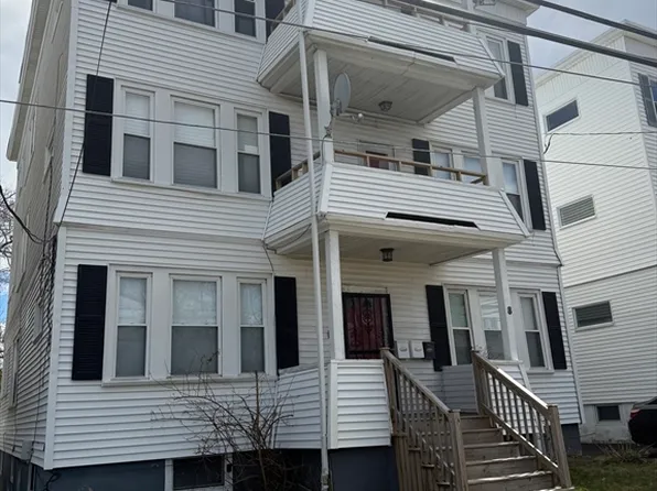 8 Astoria St Floor 2, Mattapan, MA 02126
