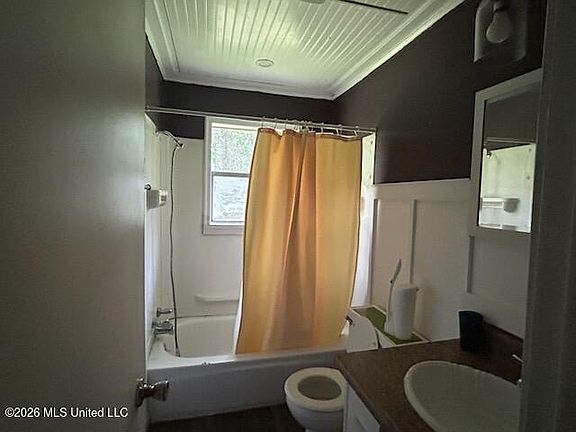 5th image of 366 Floyd Strickland Rd