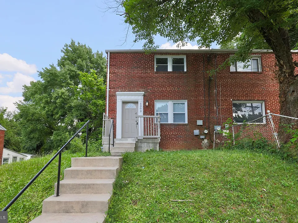 5303 62nd Ave