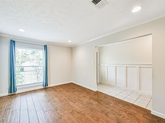 3rd image of 5106 Stillbrooke Dr