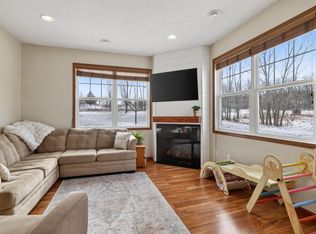 185 Bluejack Ln SE, Rochester, MN 55904