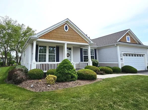 12304 Laurel Ln, Huntley, IL 60142