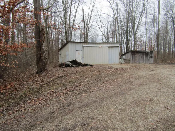 5755 Township Rd, New Lexington, OH 43764