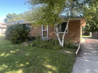 2840 E Bottsford Ave, Saint Francis, WI 53235