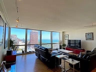 3rd image of 330 W Diversey Pkwy APT 2408