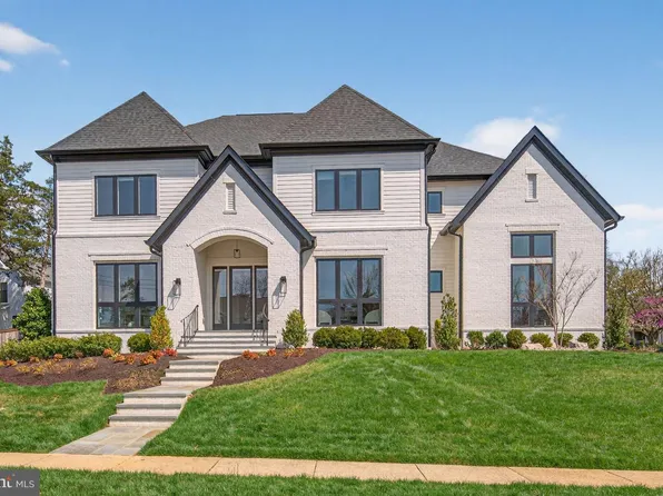 6928 Whitehall Pl, McLean, VA 22101