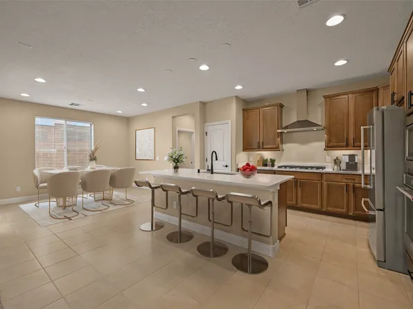 27 Firecrown Ln, Santa Fe, NM 87508