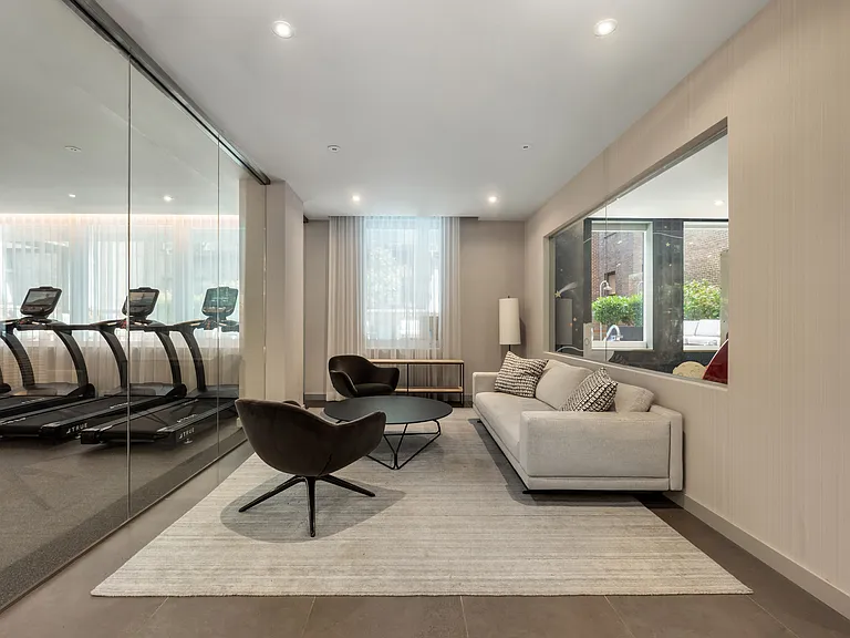 150 E 23rd St #4B — Photo 10