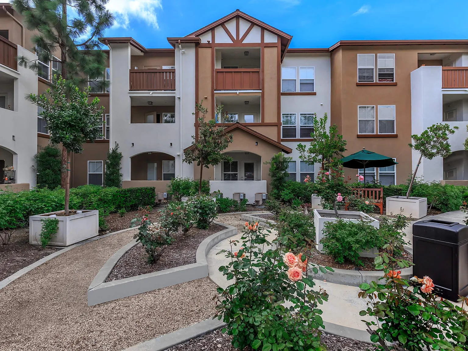 Heritage Park Senior Apartment Homes — Photo 3