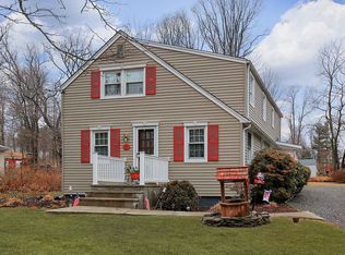 37 Old Smalleytown Rd, Warren, NJ 07059