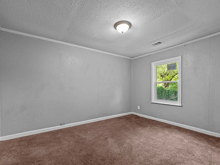 3066 Redbud Rd — Photo 13