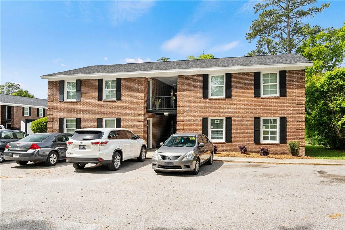 Building Photo - 319 Revell Dr #H
