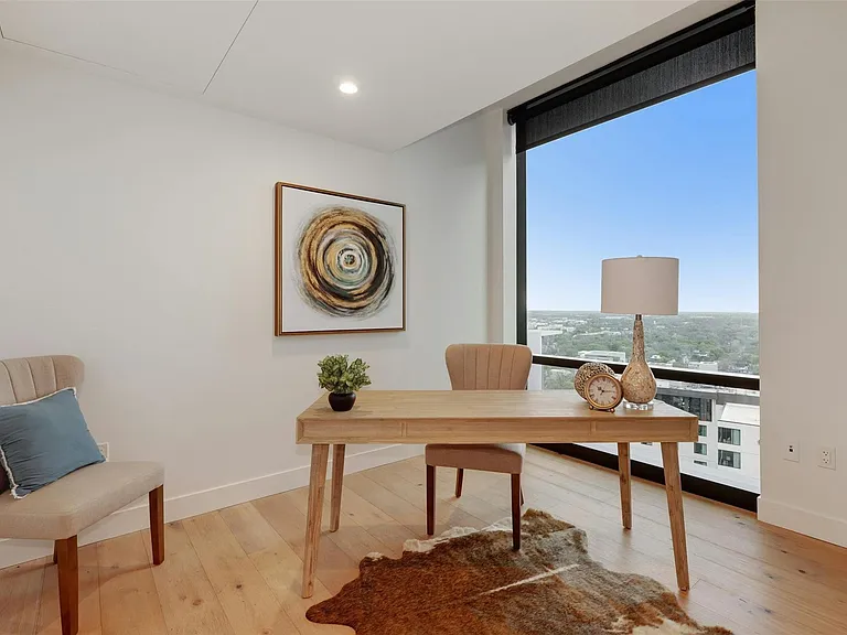 70 Rainey St #1807 — Photo 22