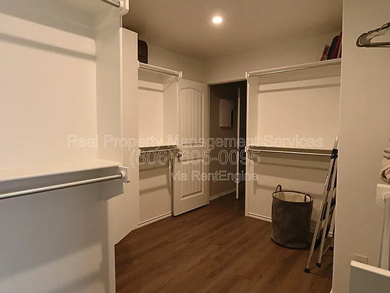3723 Pontiac Ave — Photo 7