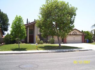 1145 W Arbeth St, Rialto, CA 92377