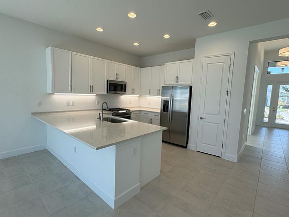 3rd image of 20388 Estero Crossing Blvd