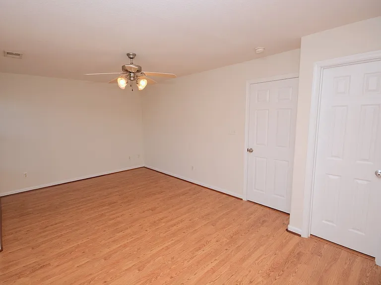 5062 Glen Canyon Dr — Photo 25