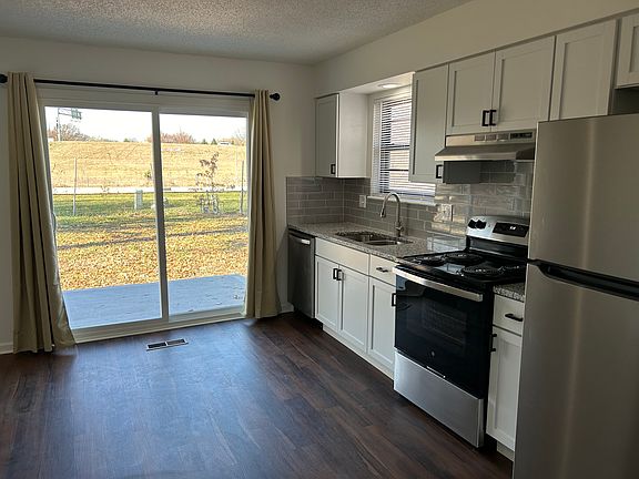 2nd image of 1405 E Haven Ln #1405